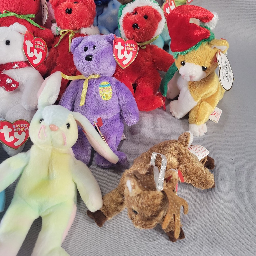 Ty Jingle & Basket Beanies Holiday Christmas Plush Ornaments Lot 18 - Picture 4 of 10